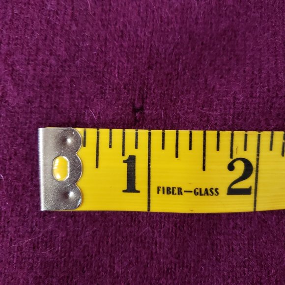 Scoop NYC Soft Cashmere Designer Magenta V Neck Sweater, Generous size S - Picture 9 of 9